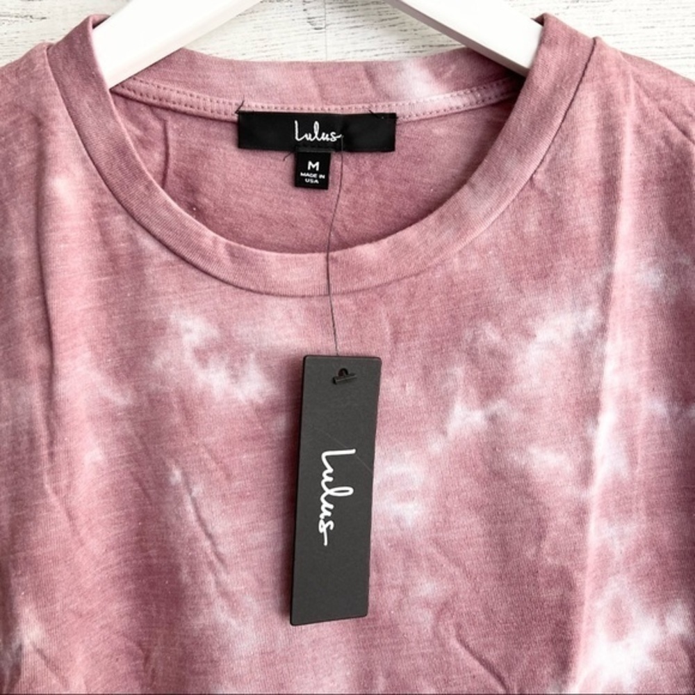 Lulu’s Cozy Livin' Mauve Purple Tie-Dye Tee Size Medium NWT - Picture 7 of 11